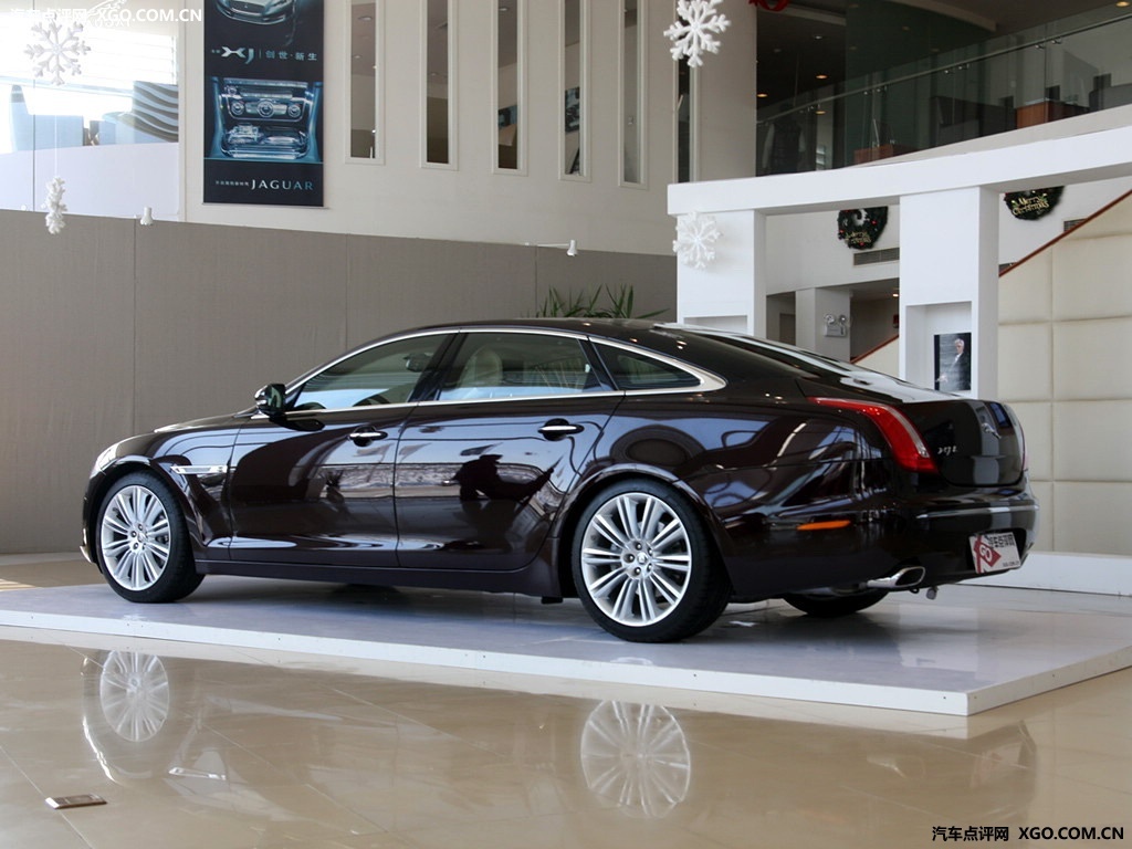 捷豹xj 2010款xjl5.0全景奢华版图片2856129_高清图