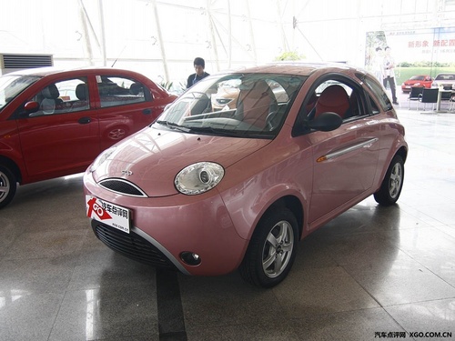 购车只需5万元 奇瑞QQme推出特价车