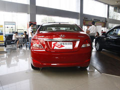 北京现代瑞纳全系可优惠0.6万 现车在售
