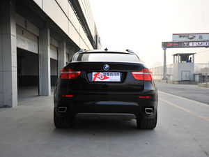 2011款宝马X6 xDrive 35i仅售76.85万