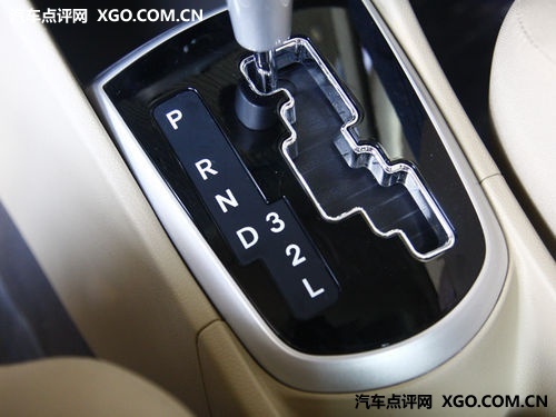 全球首发 北京现代瑞纳引领时尚小型车