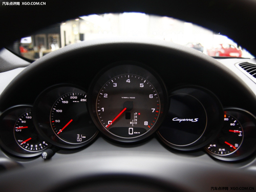 fSUV ㌢lĺAʢ磿