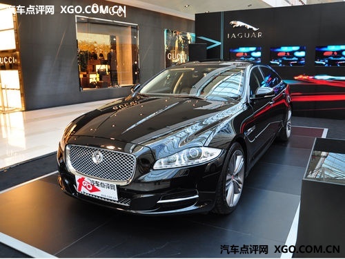 跨入百万以内 捷豹XJ3.0开始接受预定