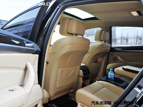 2013款/2012款宝马X6 天津现车79万起售