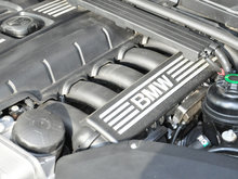 2010 R3ϵMڣ 325Xi