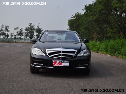 全新奔驰S300历史最低价  S350火爆酬宾