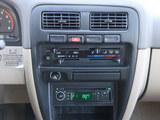 2010款 锐骐多功能车 2.4L两驱标准型