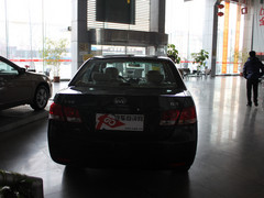 比亚迪G3南京最高优惠1.2万 现车送装潢