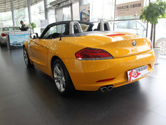 Z4 sDrive23i