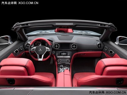 北京车展亮相 奔驰新一代SL下半年上市