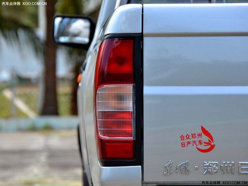 郑州日产2010款 锐骐皮卡 2.5t 四驱豪华型其它与改装图高清图片