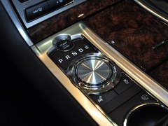2013款捷豹XF最高优惠8万 少量现车在售
