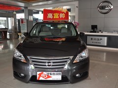 2012款轩逸现车 1.8L车型享2000元优惠