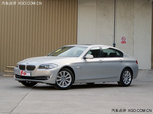 新BMW5系Li领先型展车到店 售价45.96万