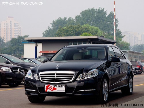 北京奔驰E级最高降9万元 部分现车在售