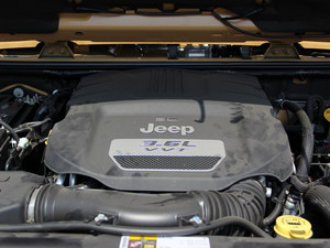 Jeep牧马人最低42.99万元起售 少量现车