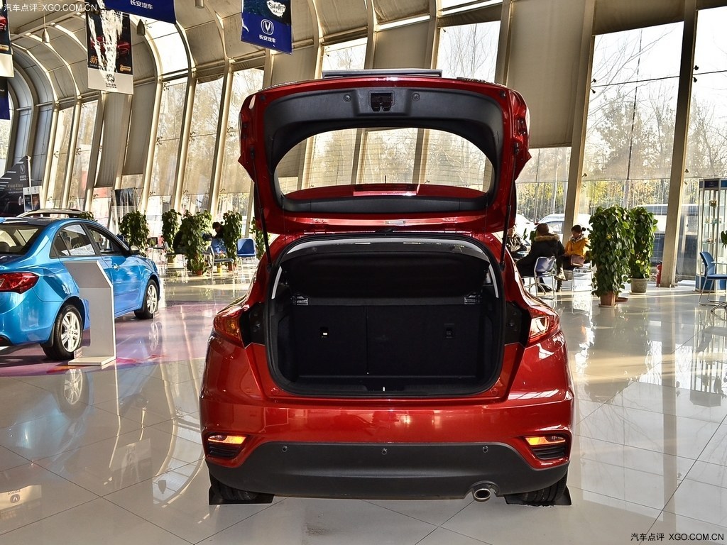 【超大图】长安汽车2013款 1.6L 自动致酷型车