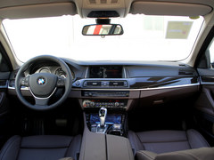 BMW5系最高现金优惠3.9万元 店内有现车