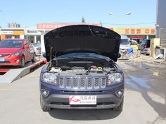 Jeep指南者郑州购车送3万装饰 有现车