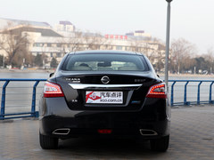 2014款天籁公爵郑州优惠0.6万 现车销售