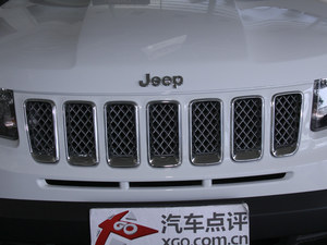 JEEP指南者2.0豪华高配版现金优惠1.8万