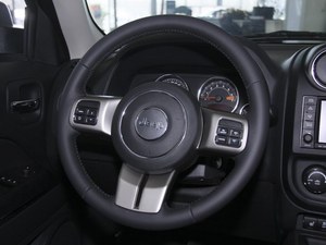 jeep自由客新贵和车展 最高现金优惠2万