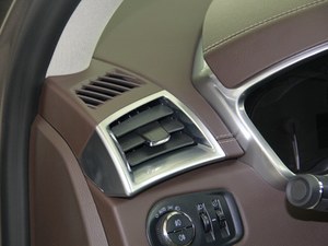 凯迪拉克SRX3.0L手自一体舒适型直降4万