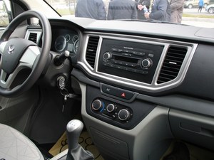 北汽幻速H6平价销售6.4万起 欢迎试驾