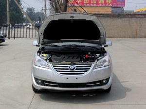 力帆汽车720优惠2000 现车充足颜色齐全