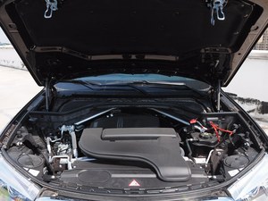 宝马X5 SUV最高降8.8万元 欢迎垂询选购