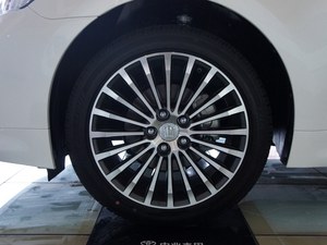 一汽丰田全新皇冠将上市 预售31.08万起