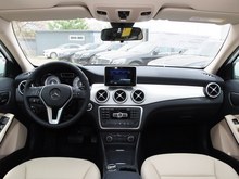 2015 YGLA GLA 200 r