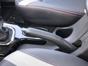 2015款北汽幻速H3新低价 优惠达0.7万