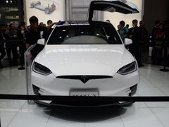 Model X MODEL X P90D