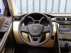 2018年驭胜S330售价8.8万起  欢迎垂询