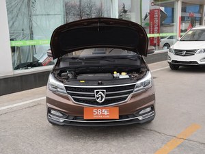 宝骏730重庆2017新价格 售价6.08万起