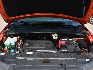 成都海马S5青春版新价格 降2万现车销售