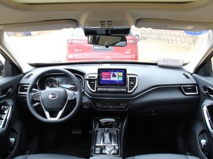 一汽奔腾SENIA R9接受预订 8.39万起售