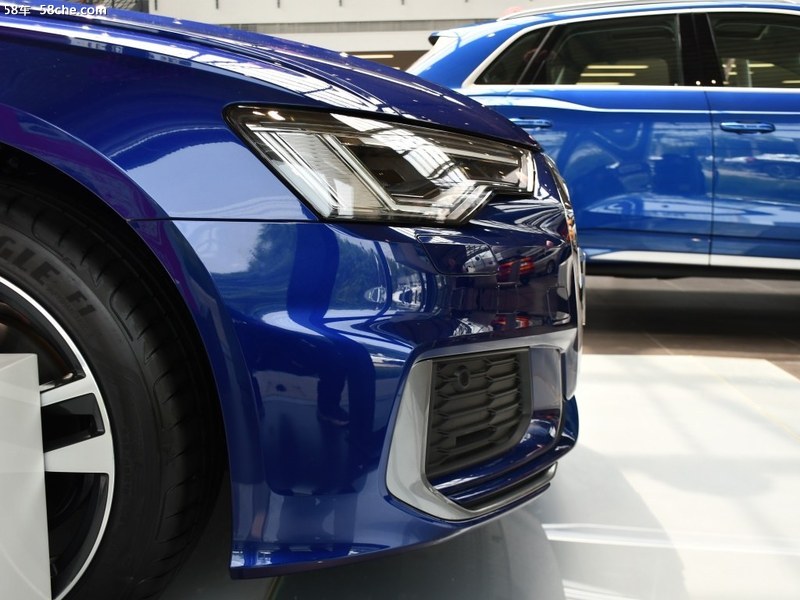 奥迪a6l 2019款45tfsi臻选动感型图片4384411_高清图