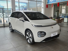2023 Eƶ 460 Pro