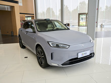 2025 M5  Ultra 