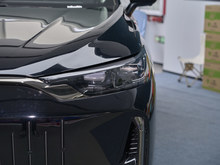 2025 LT10 210 