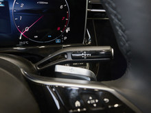 2025 YE(M) E 300 A\Ӱ