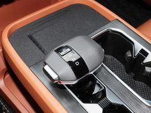 2025 ծaZ9 GE PHEV 135KM 