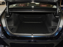 2025 R5ϵ 525Li M\b