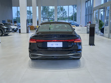 2025 WA7L 45 TFSI quattro ʿ