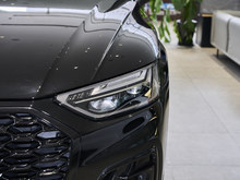 2025 WQ5L Sportback quattro 45ذ 40 TFSI r