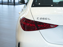 2025 YC Ŀ C 260 L \Ӱ