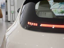 2025 W؈ 430km s