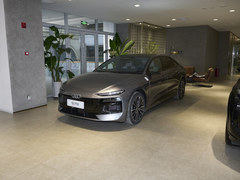 奥迪 A6L e-tron